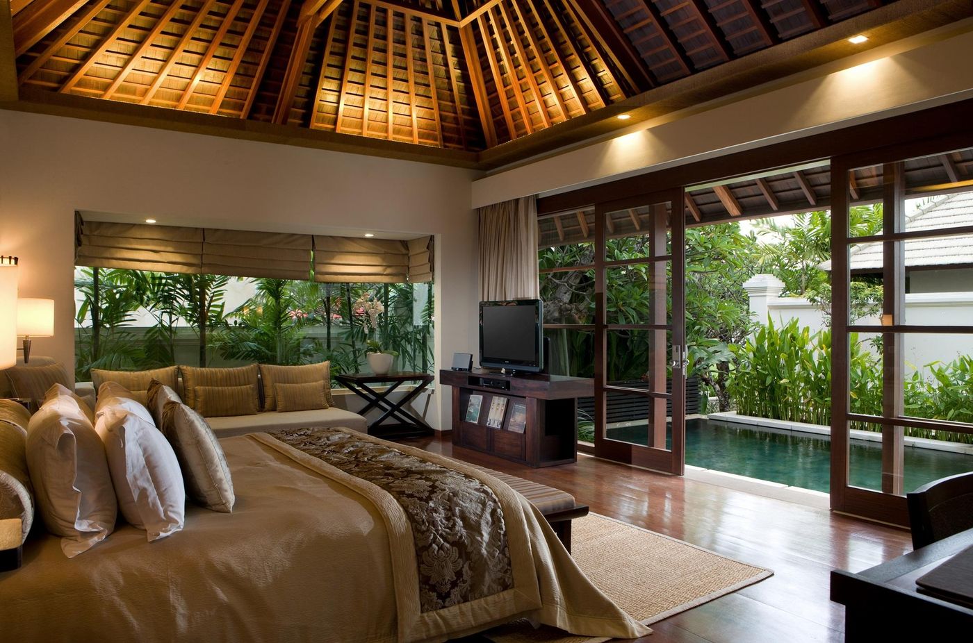 The Royal Santrian-Indonesia-BALI-Room-10