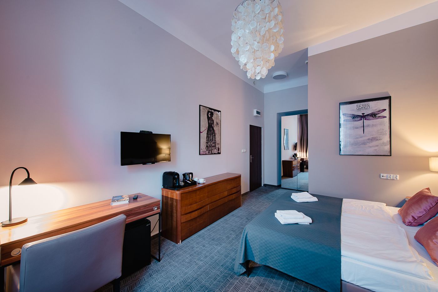 Aparthotel-Old-Town-Room-12