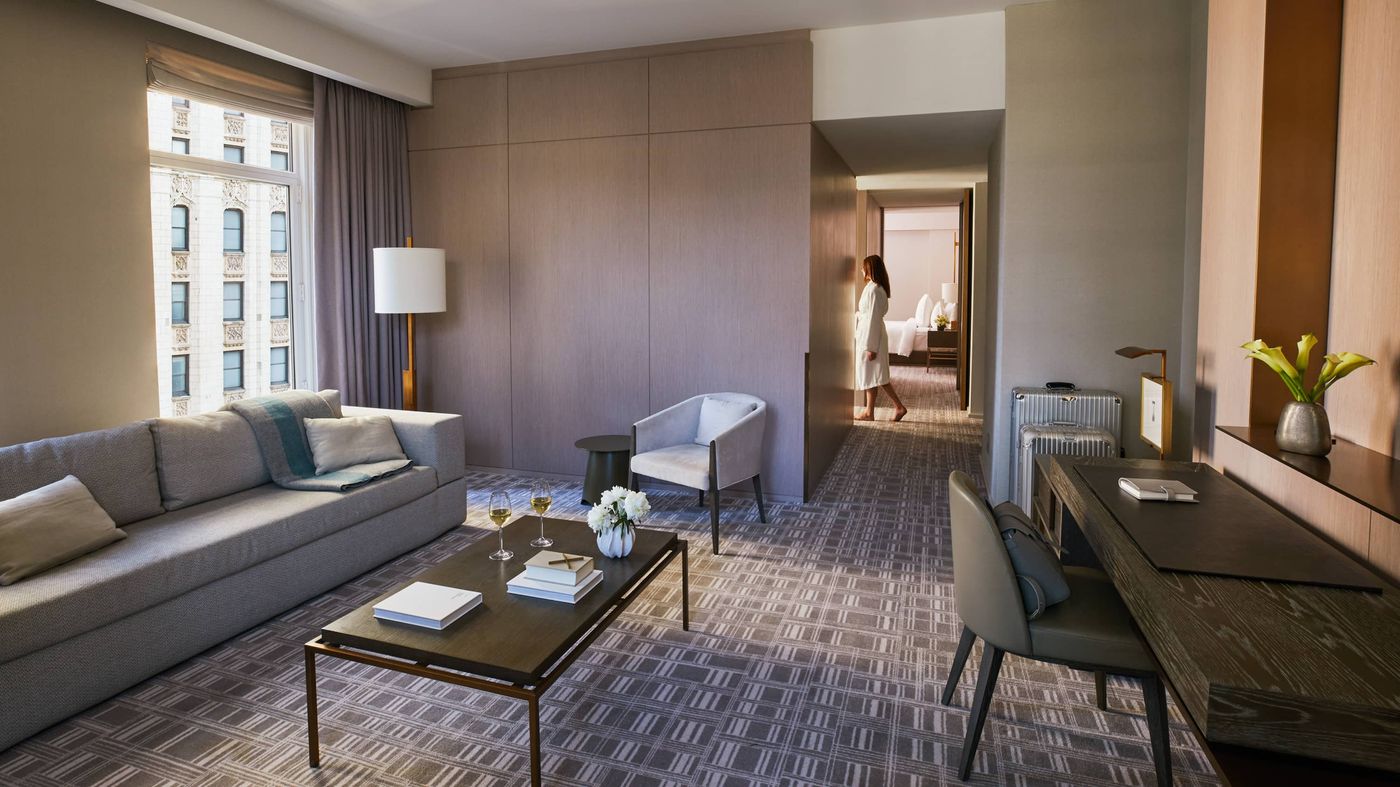 Four-Seasons-Hotel-New-York-Downtown-Room-17