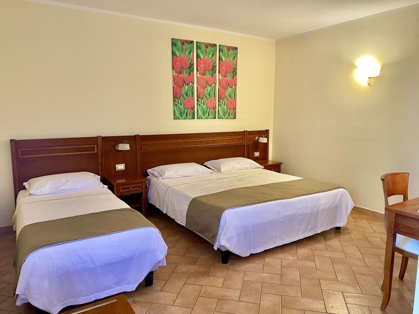 Hotel Le Querciolaie dei Ricci-Italy-Orbetello-Room-9