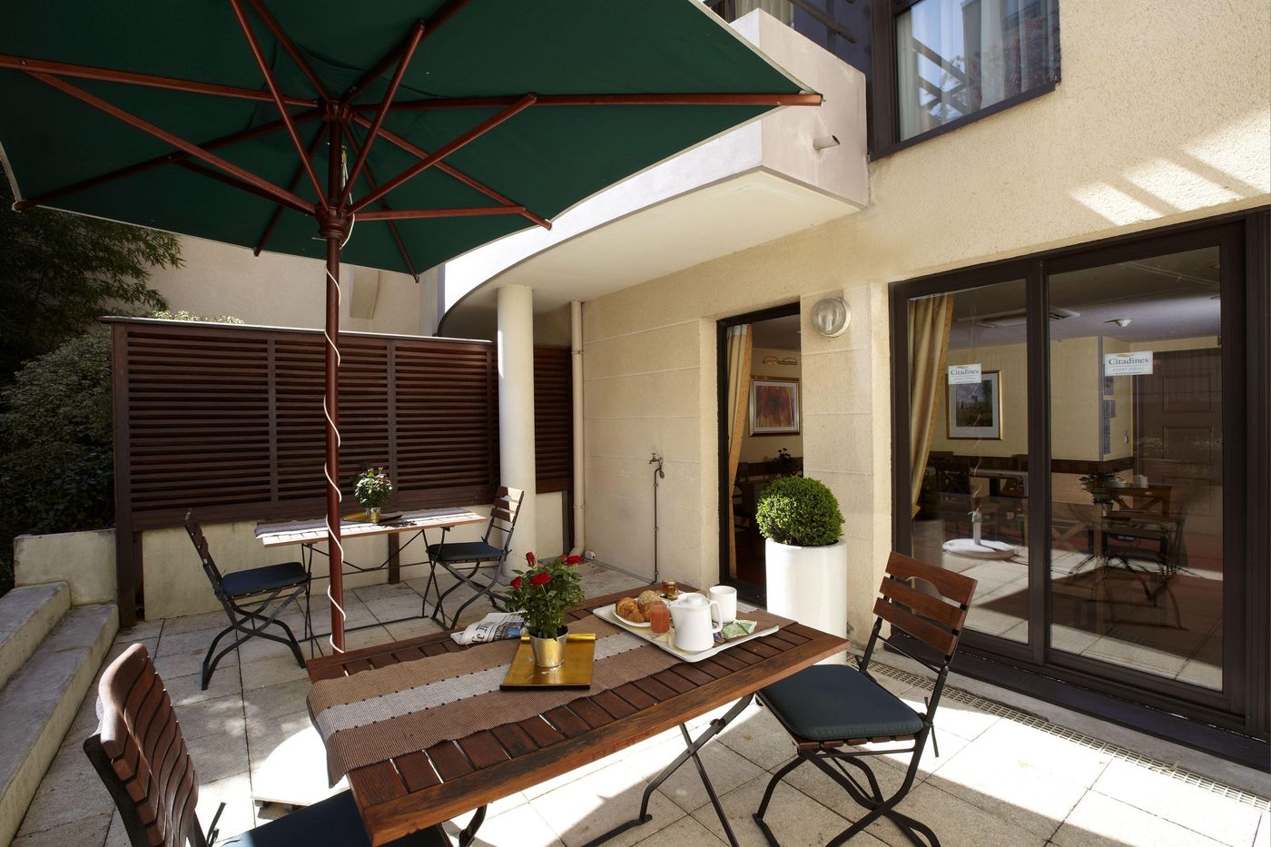 Citadines-Trocadero-Paris-Terrace-27