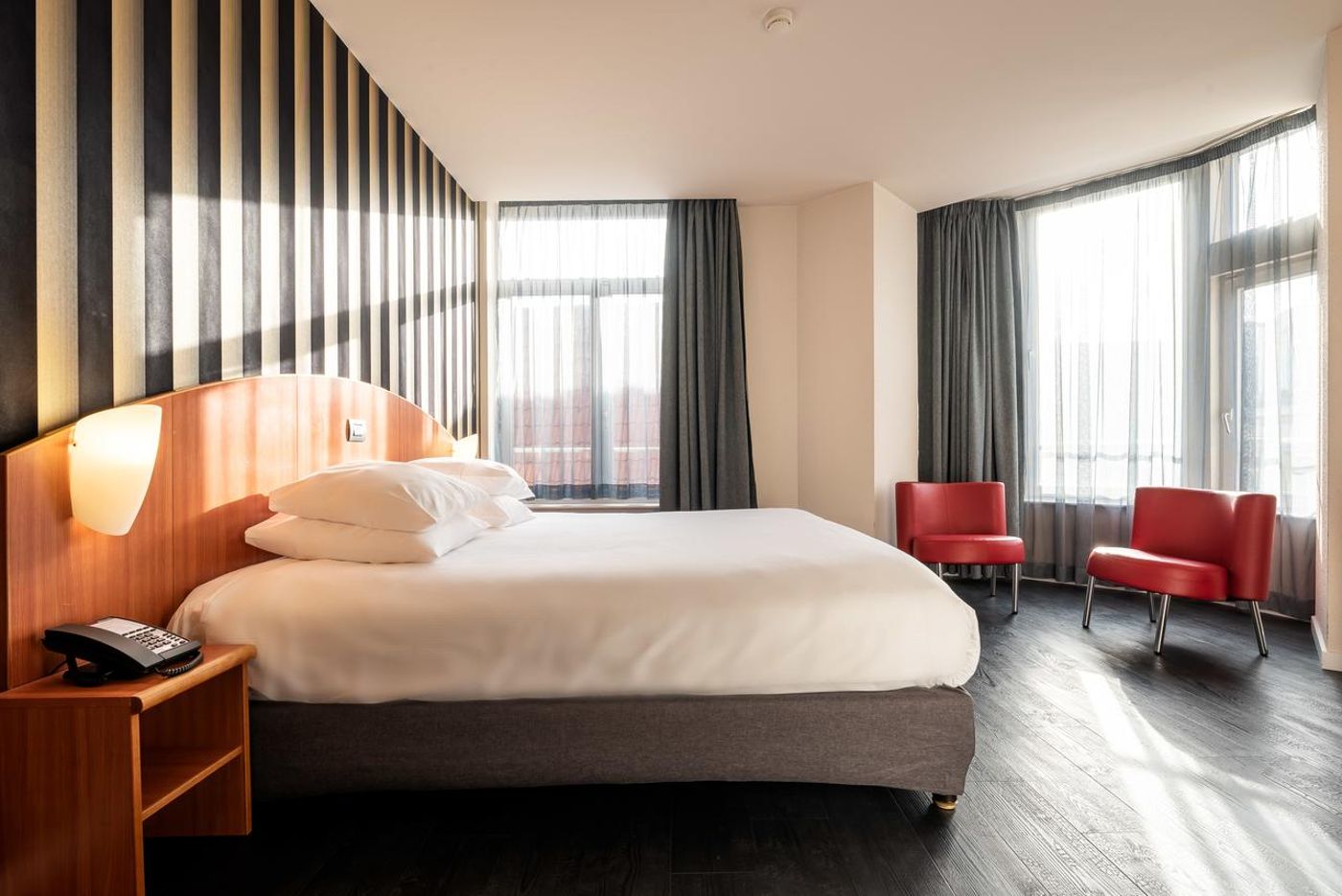 Aris-Grand-Place-Room-19