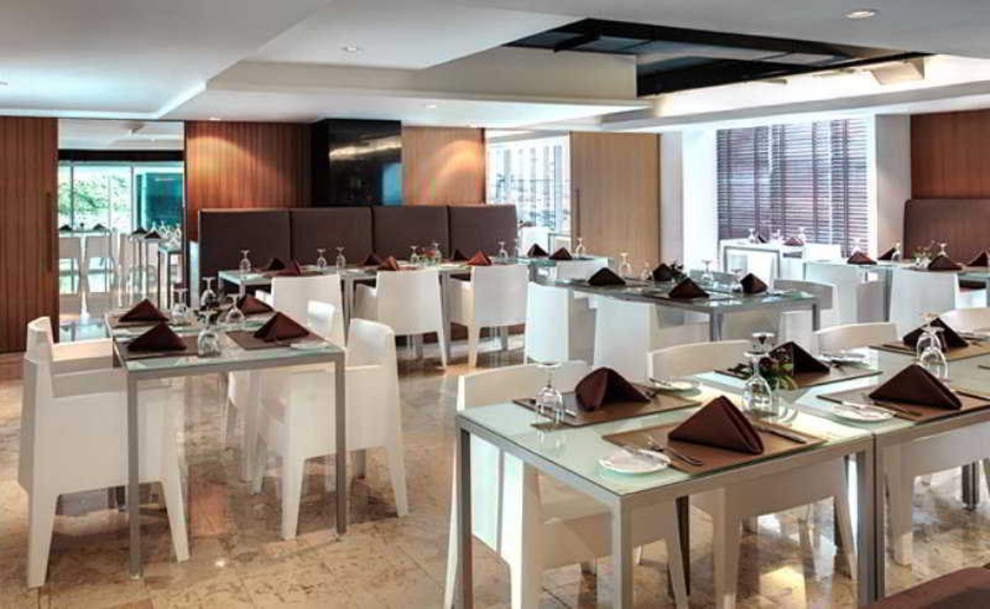 S-15-Sukhumvit-Restaurant-32