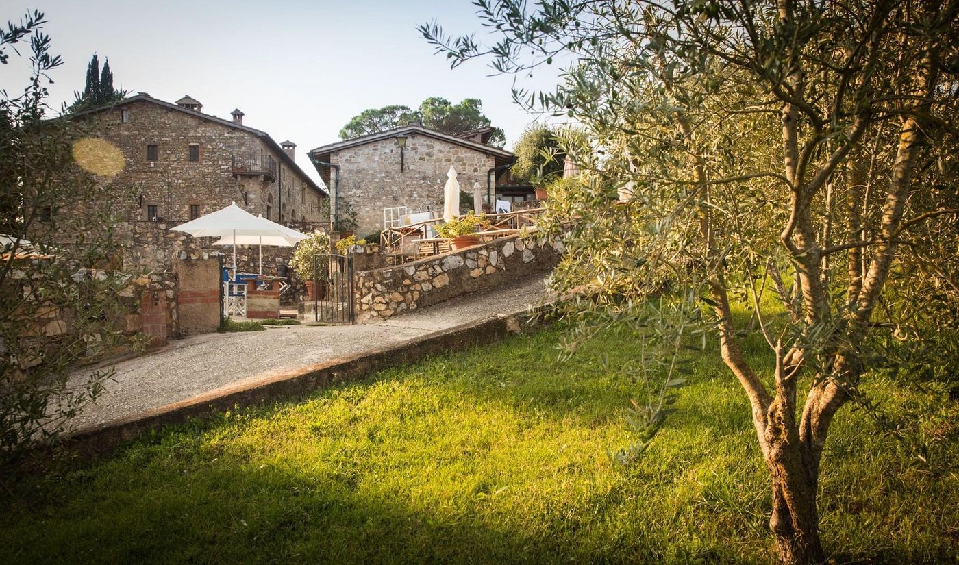 Borgo-Il-Poggiaccio-Terrace-90