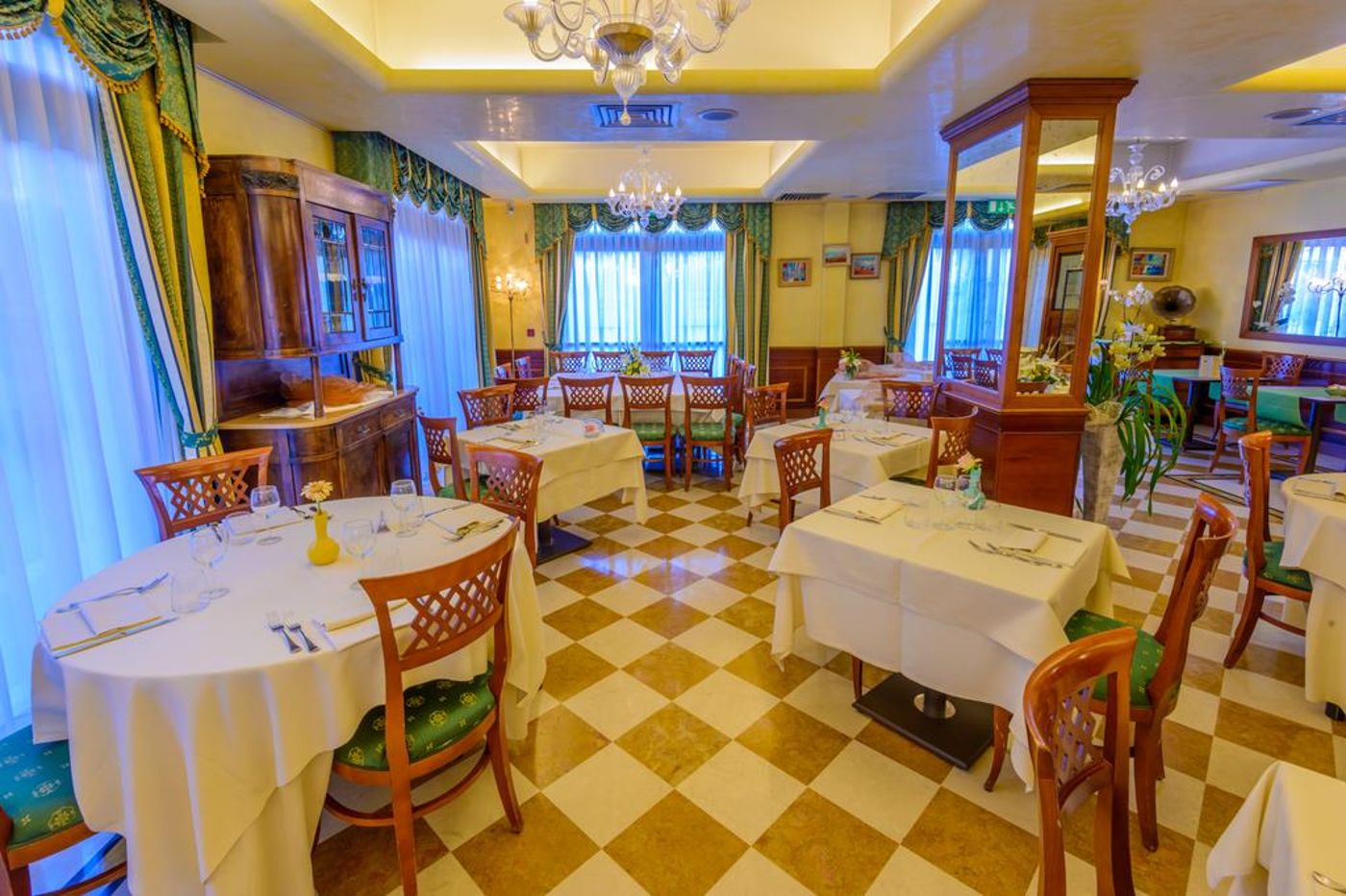 Ai-Pini-Park-Hotel-Restaurant-27