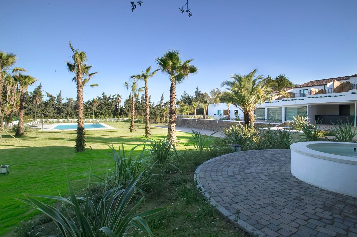 Hotel-NH-Sotogrande-Pool-5