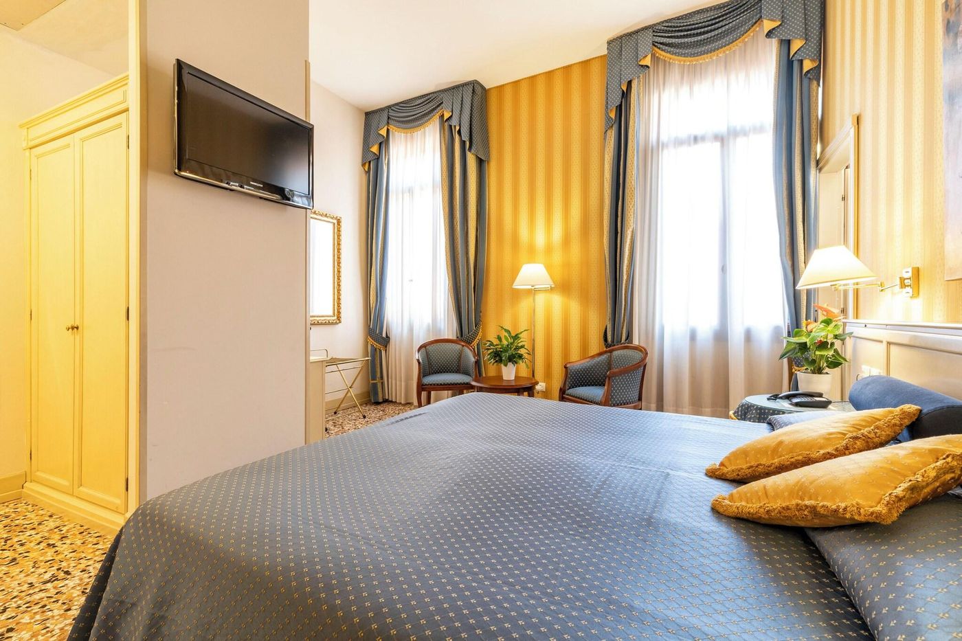 Bella-Venezia-Room-19