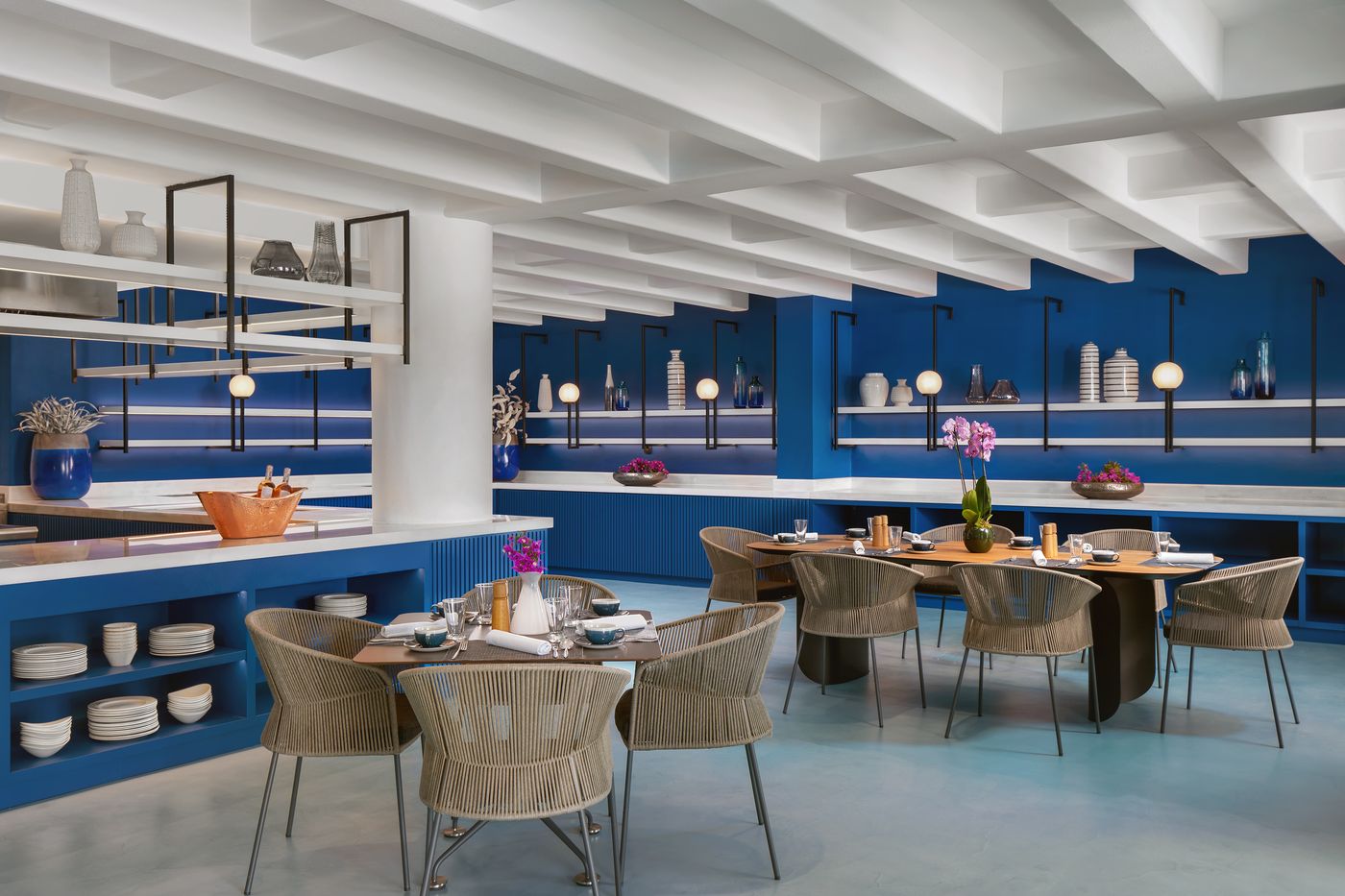 Mykonos-Grand-Hotel---Resort-Restaurant-43