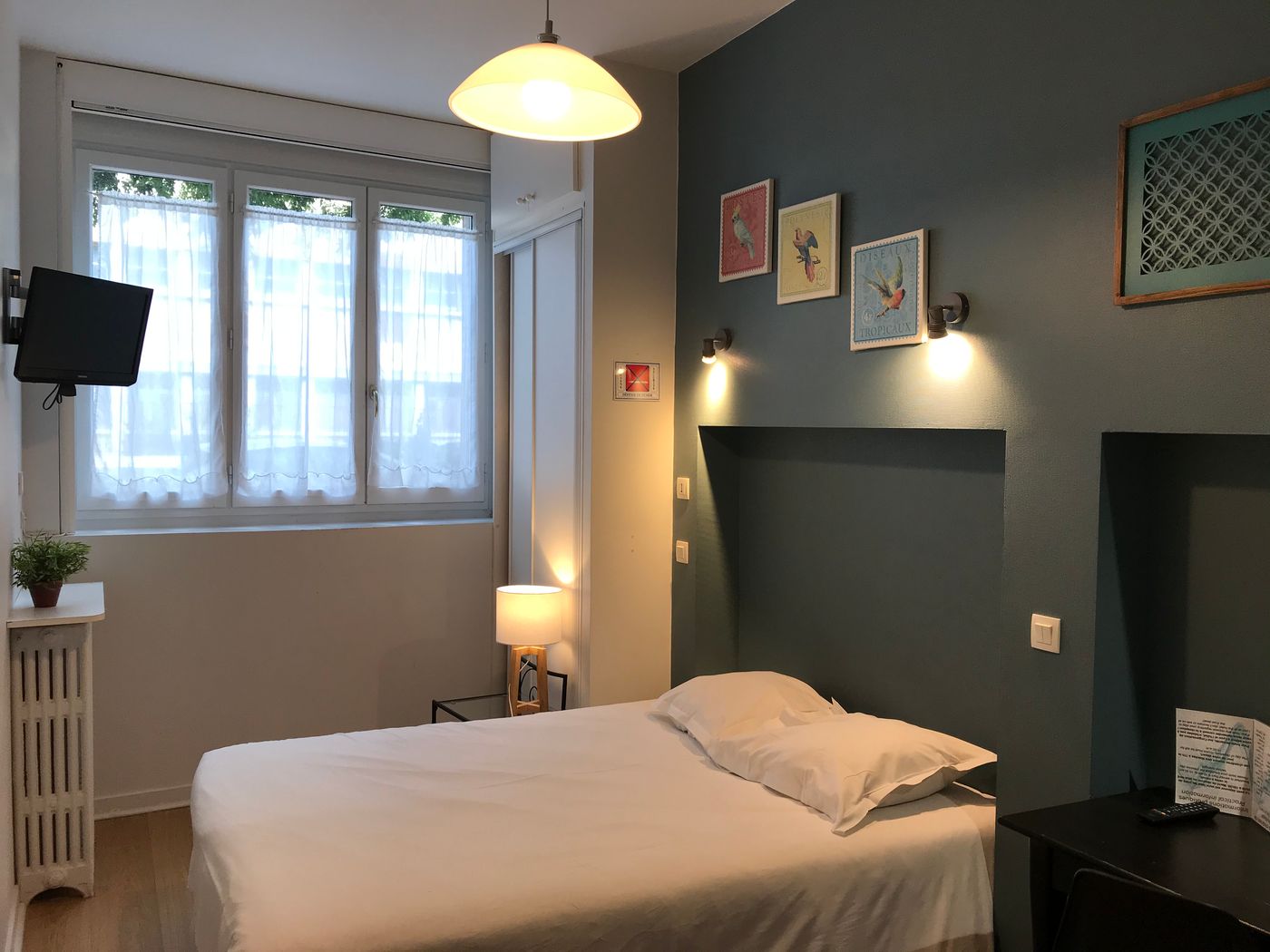 Hotel De La Marne - France - LYON - Room - 6