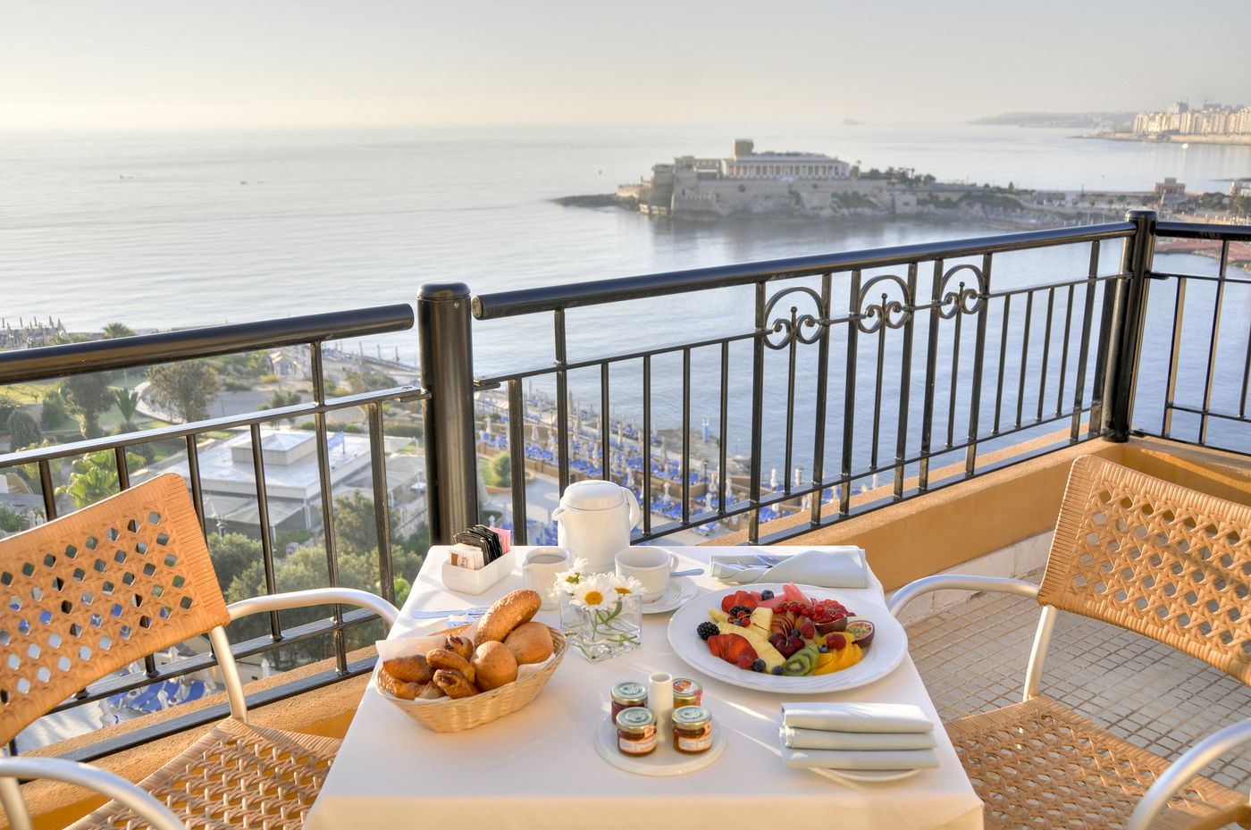 Corinthia-Hotel-St-George-s-Bay-Terrace-55