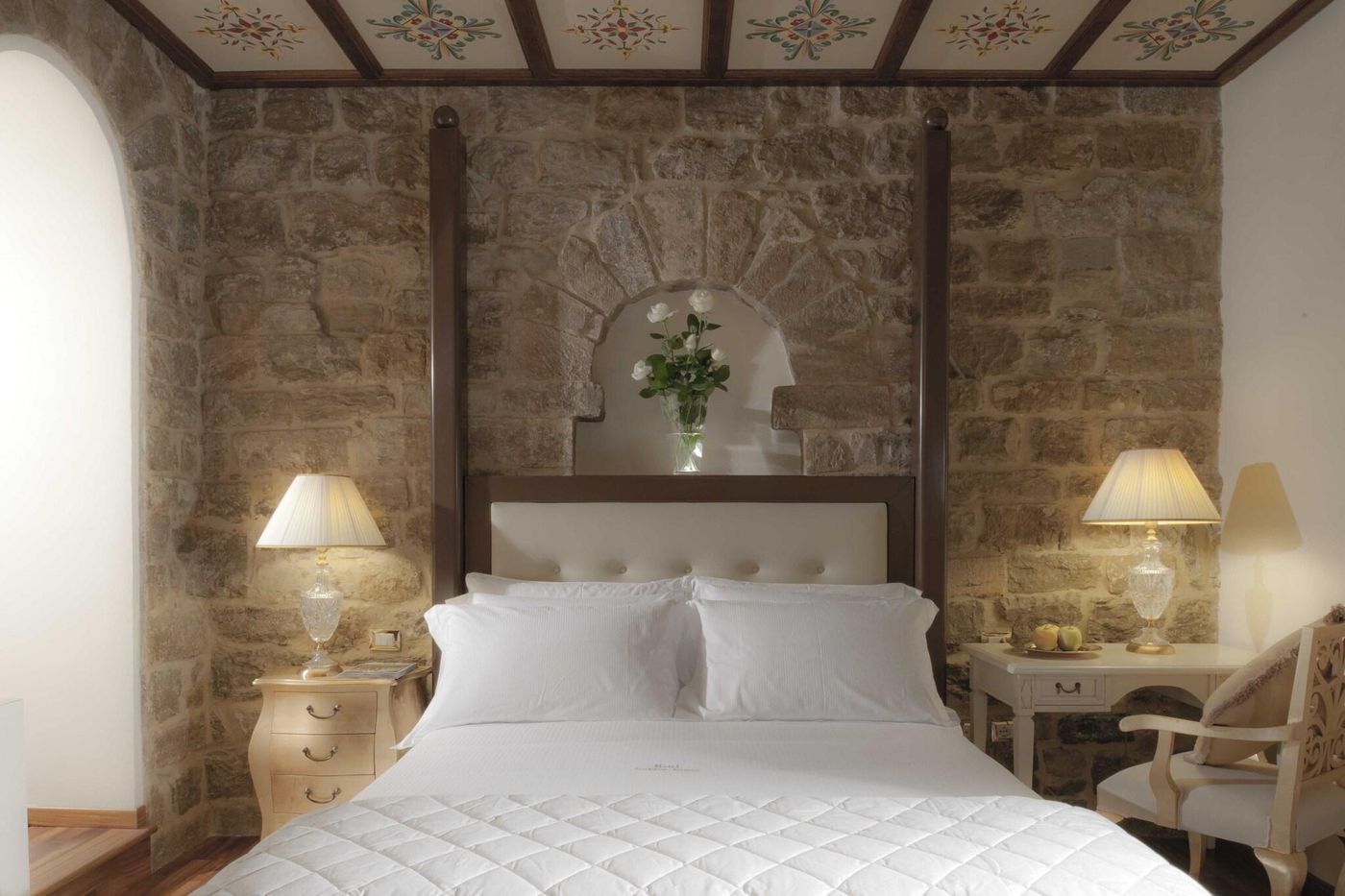 Golden-Tower-Hotel---Spa-Room-66