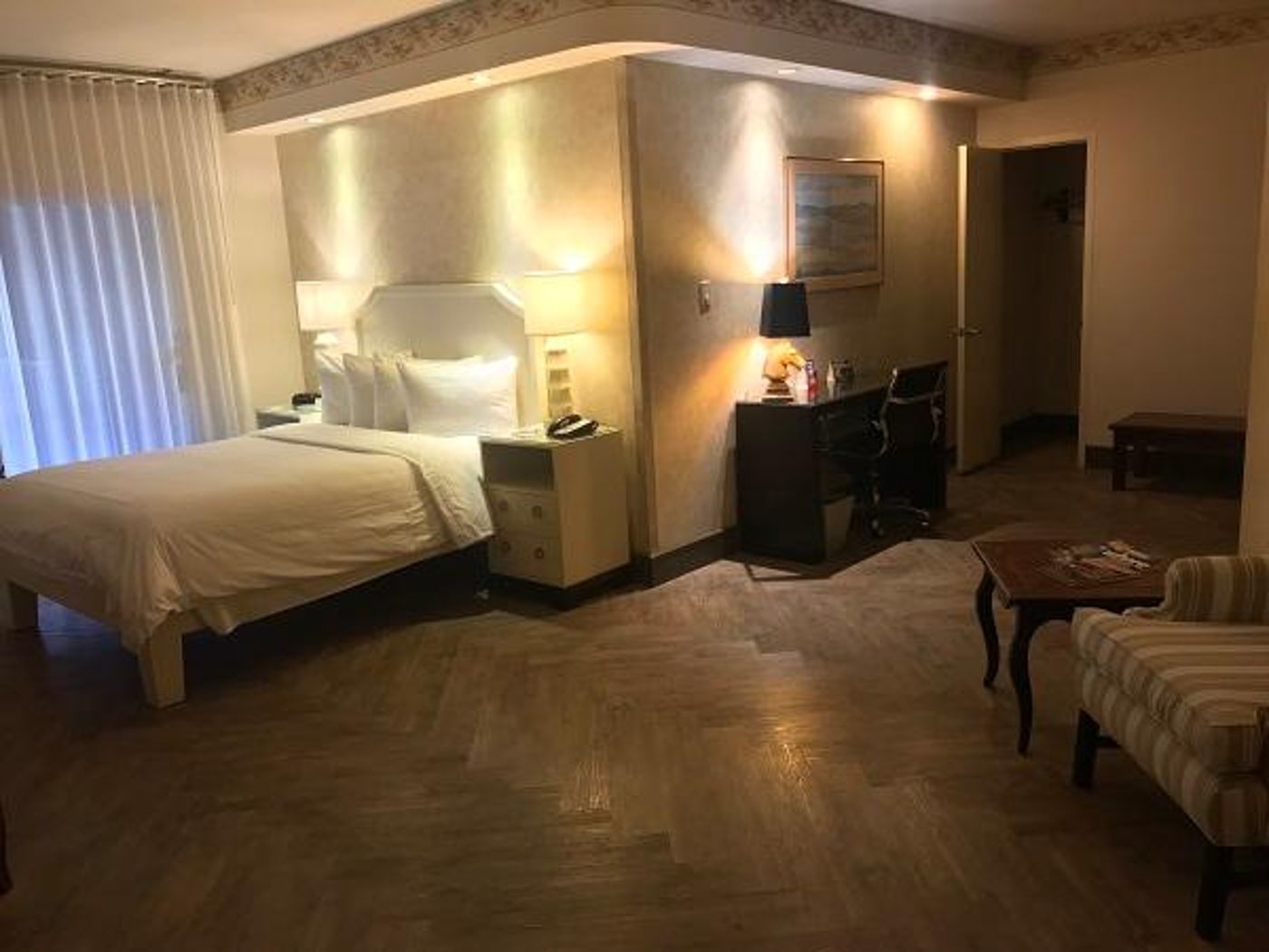 Hollywood-Hotel-Room-29