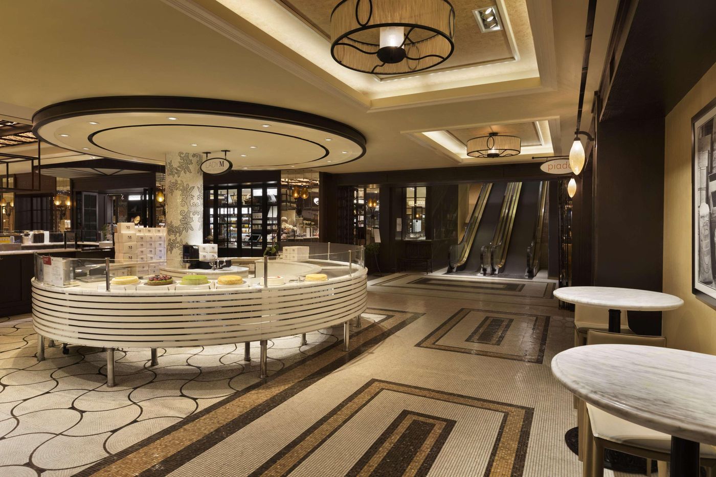 The-Plaza-Hotel-Restaurant-14