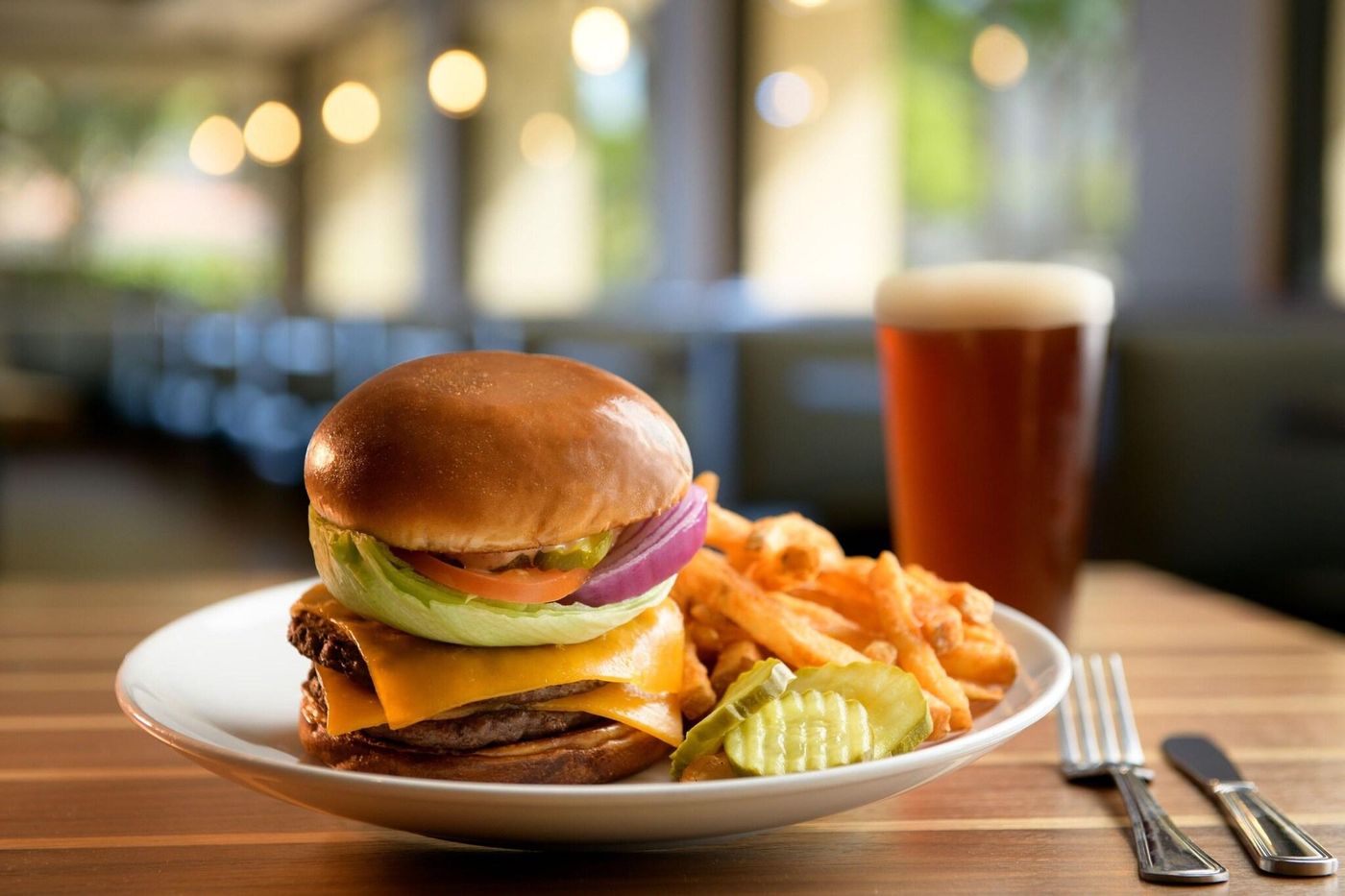 Sheraton-Park-Hotel-at-the-Anaheim-Resort-Restaurant-62