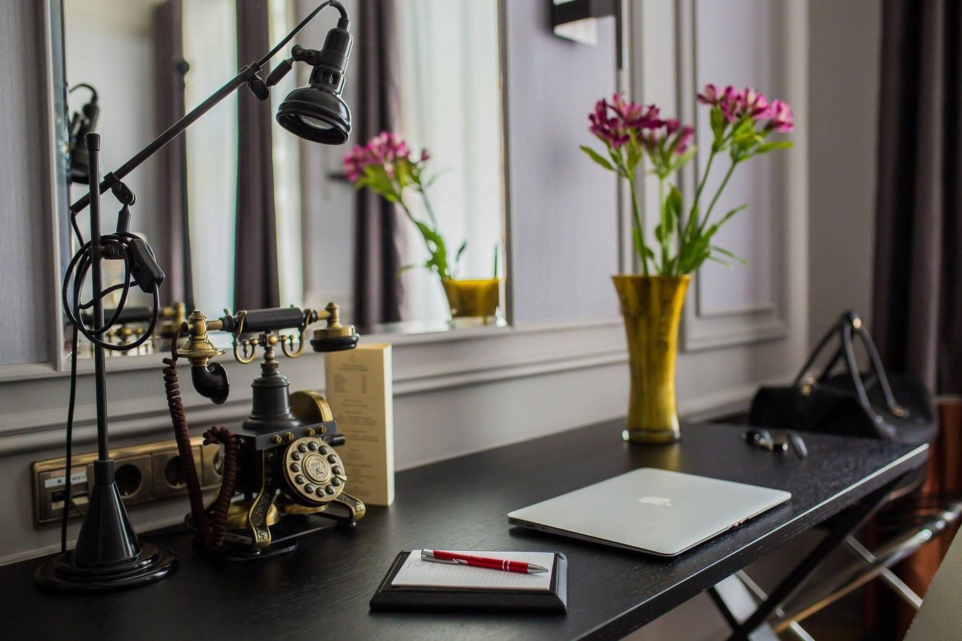 Hotel-Telegraaf--Autograph-Collection-Room-78