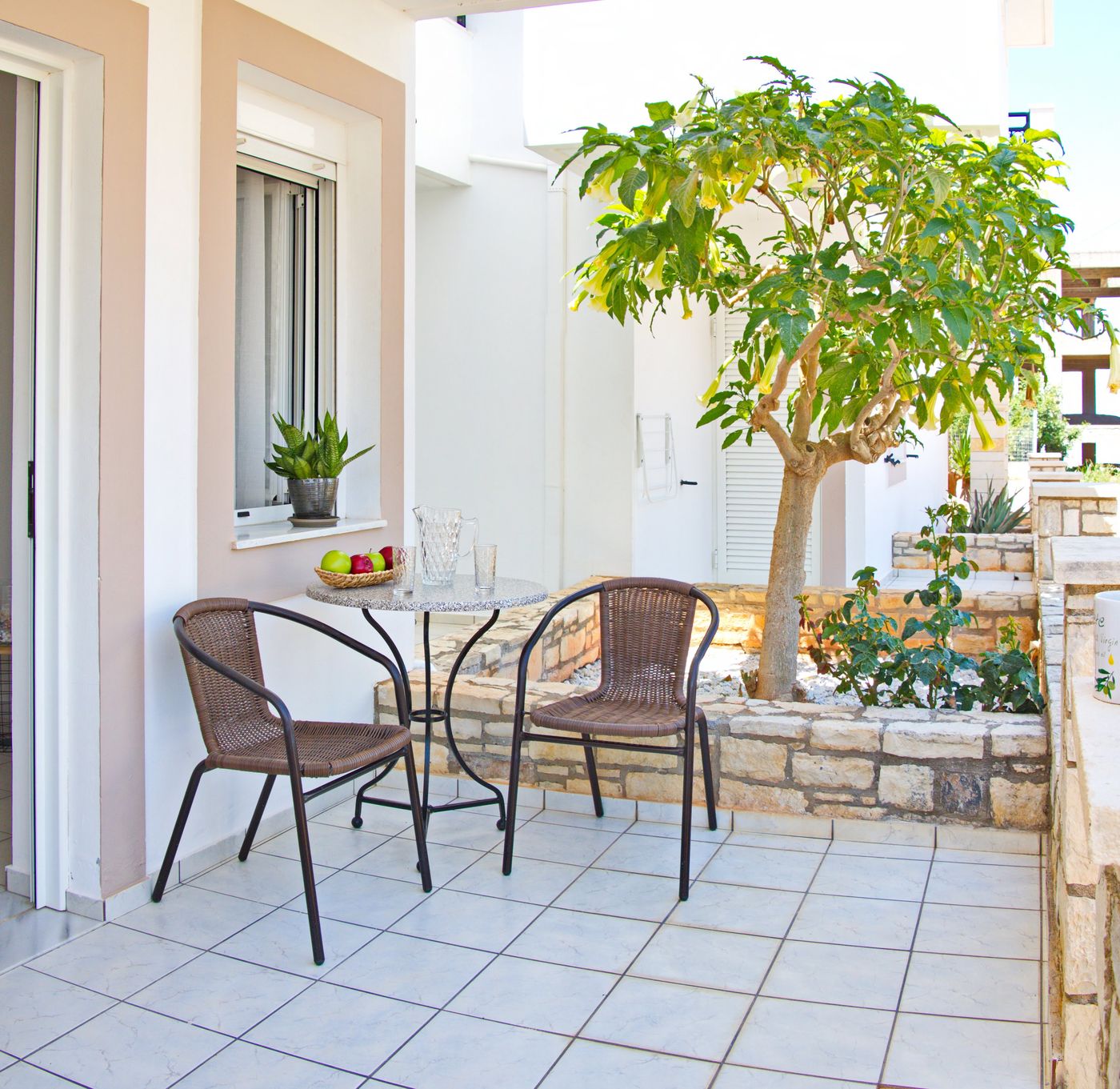 Maria-Rousse-Studios-Room-21