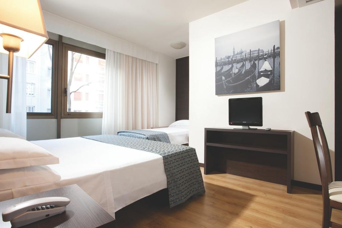 Hotel-Delfino-Room-26