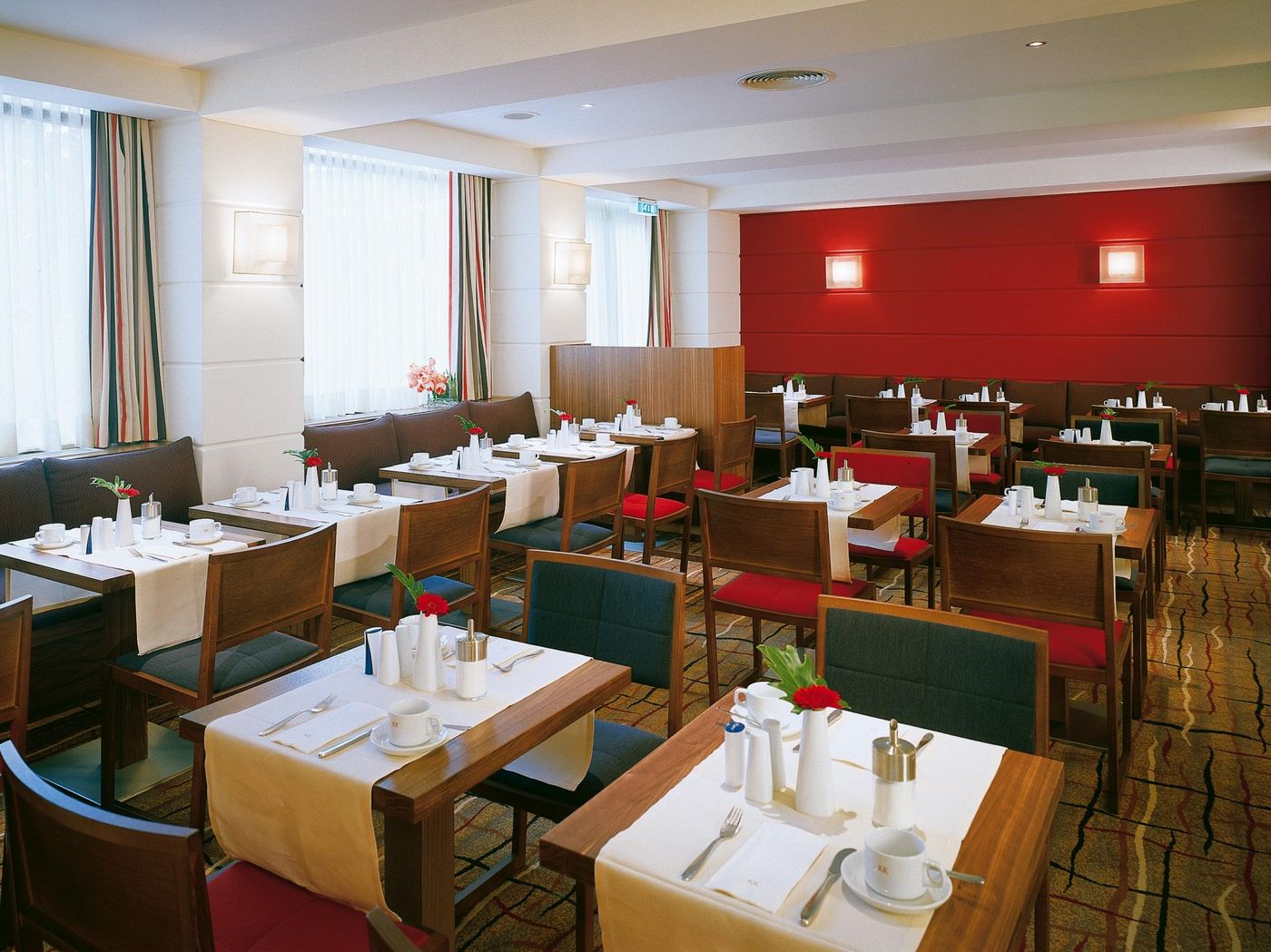 K-K-Hotel-am-Harras-General-view-41