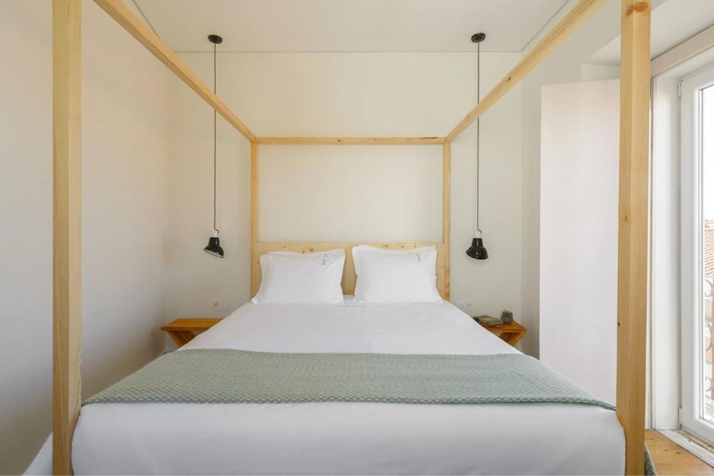 Dona-Graca-Lisbon-Apartments-Room-33