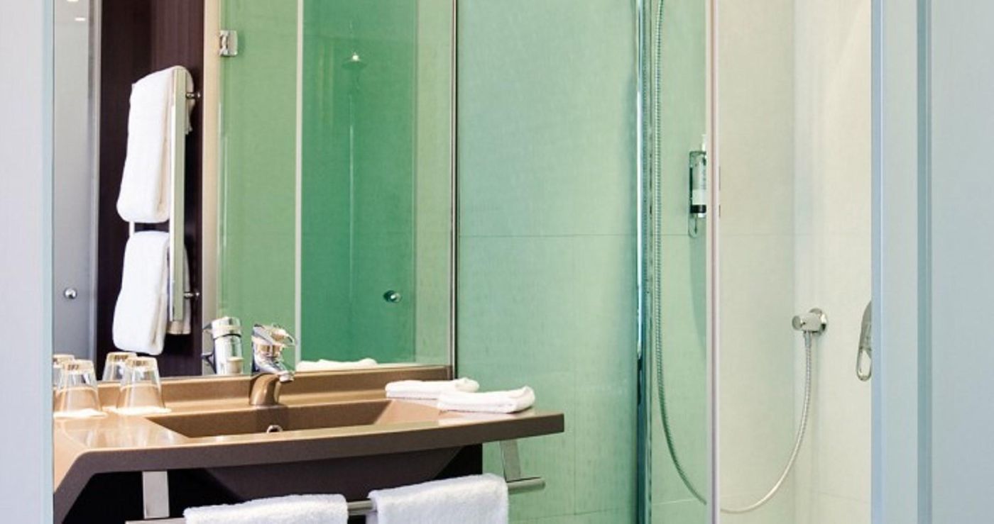 Oceania-Paris-Porte-De-Versailles-Room-47