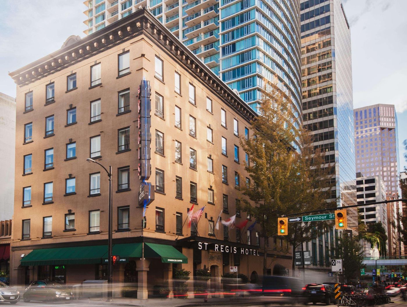 St--Regis-Hotel-Vancouver-General-view-2