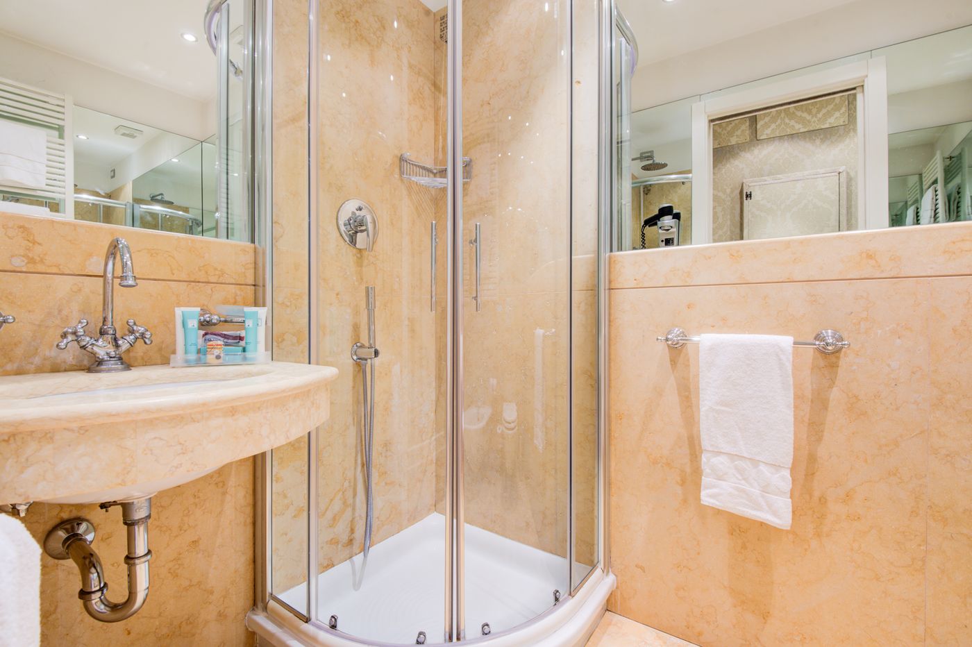 Al-Duca-Venezia-Room-43