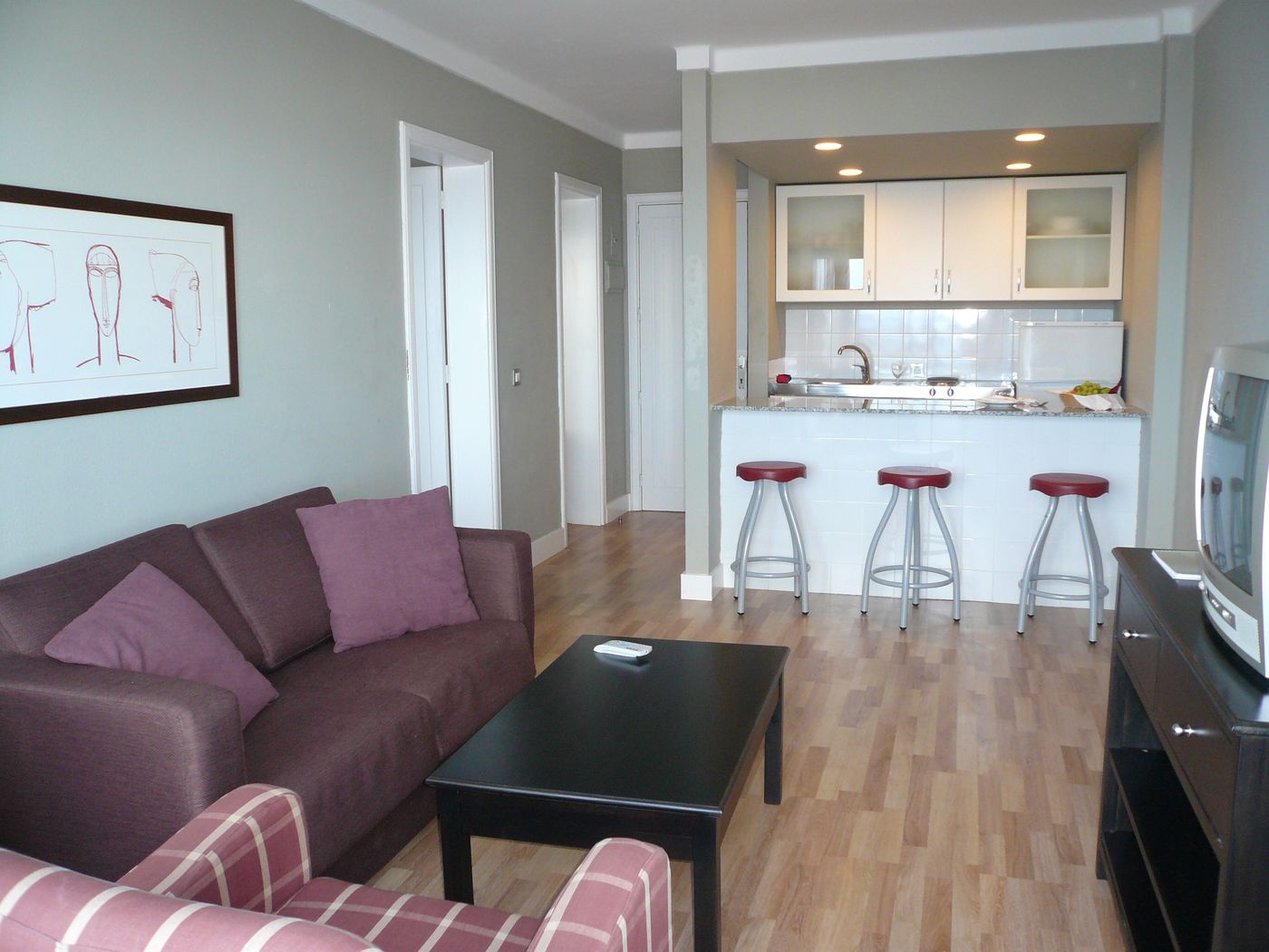 HG-Lomo-Blanco-Room-30