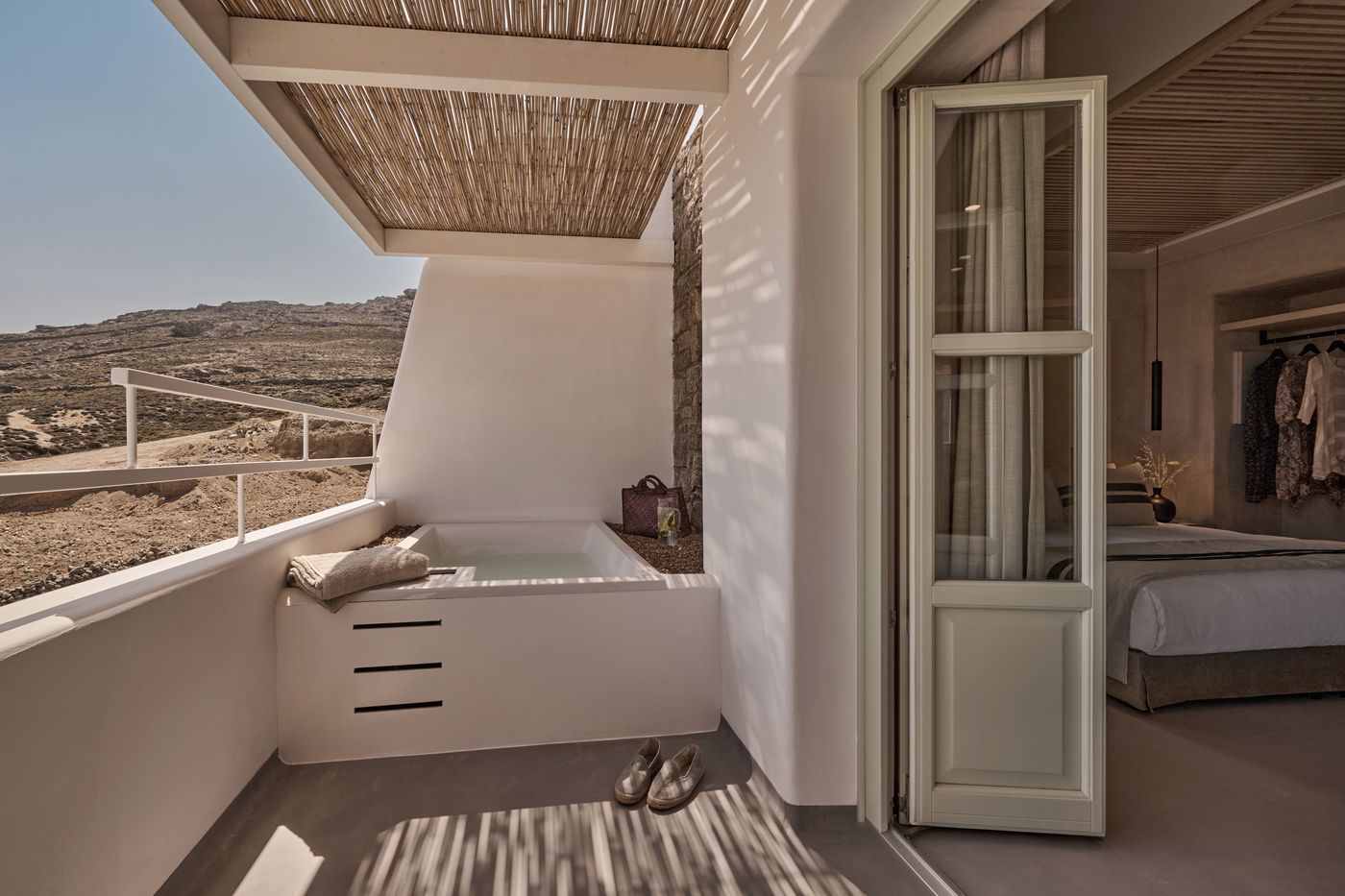 Yi-Hotel-Mykonos---Adults-only-Room-43
