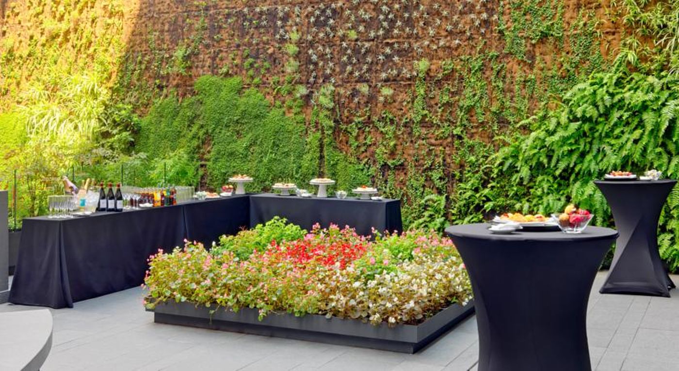 H10 Urquinaona Plaza