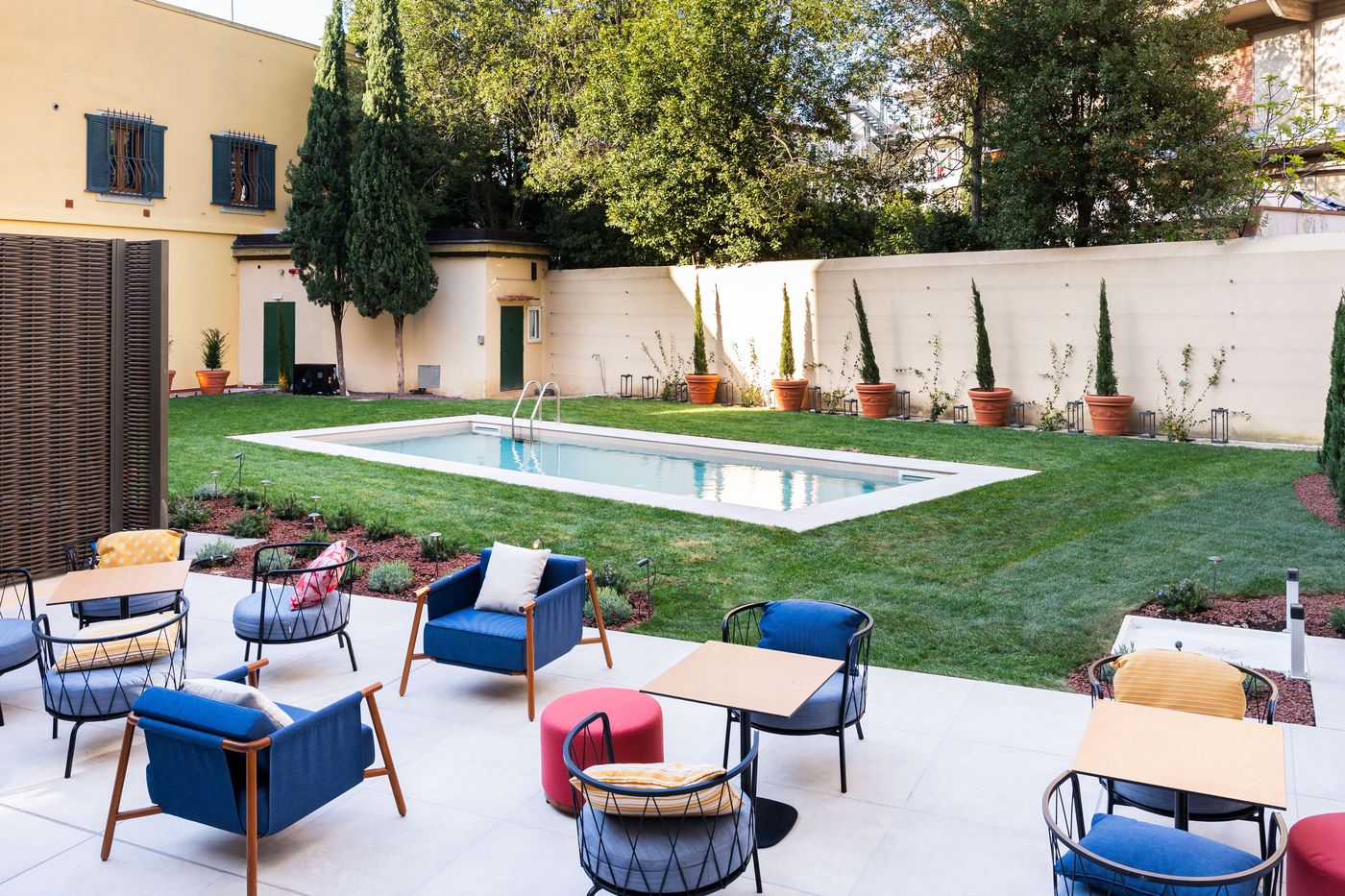 Hotel-Indigo-Florence-Pool-1