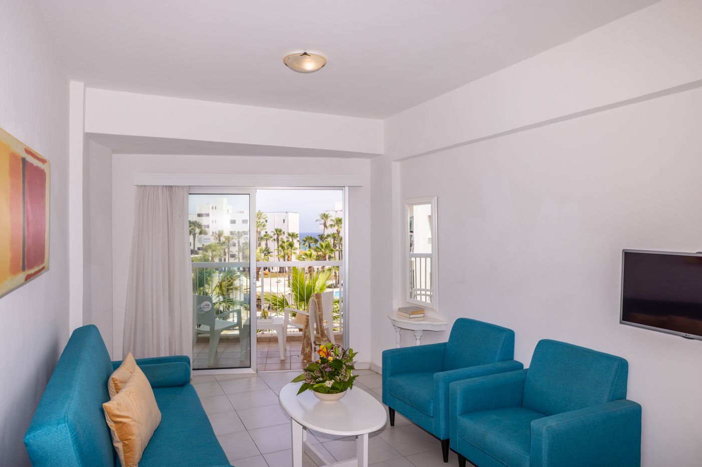 Papantonia-Apts-Room-20