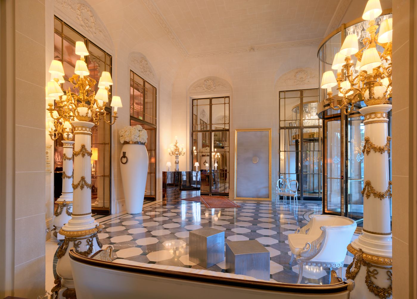 Le-Meurice-Lobby-13