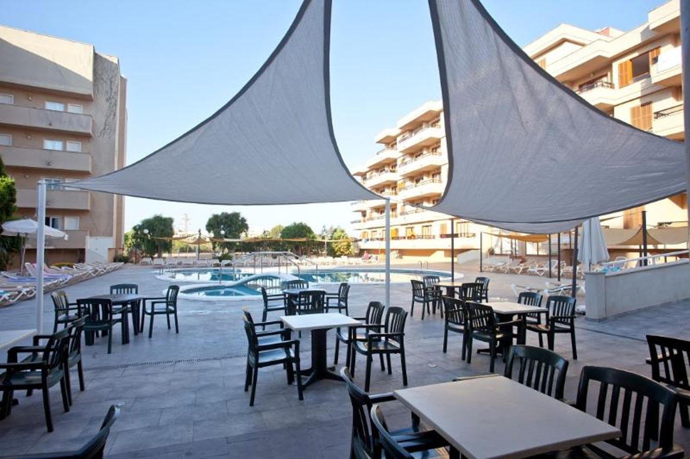 Playamar Hotel and Apartments