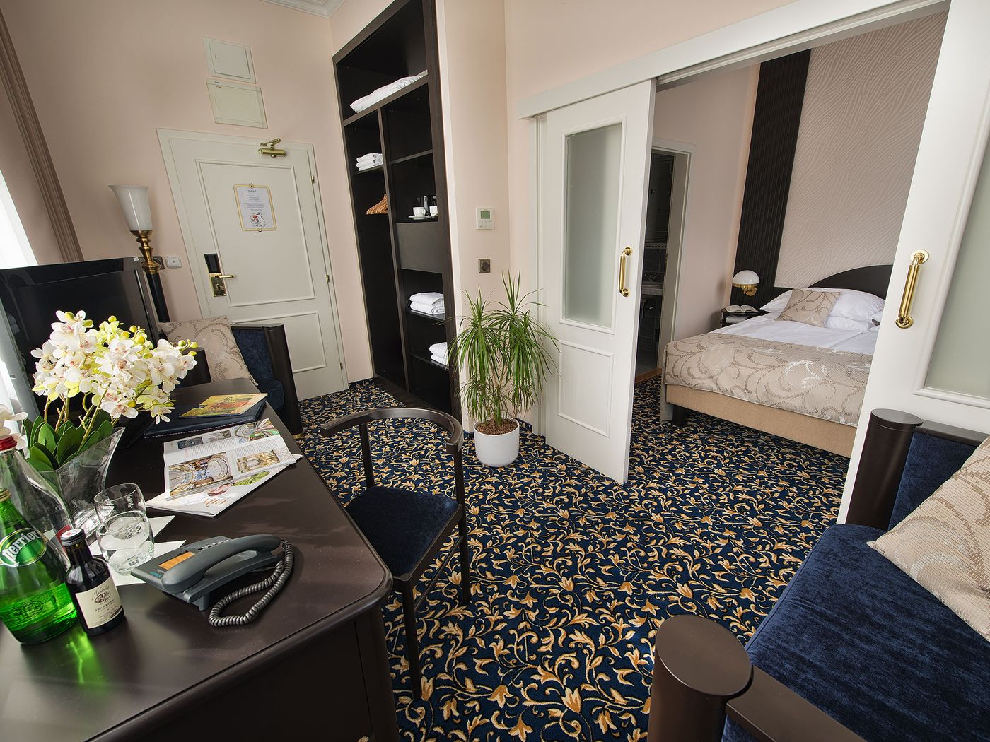 EA-Hotel-Royal-Esprit-Room-22