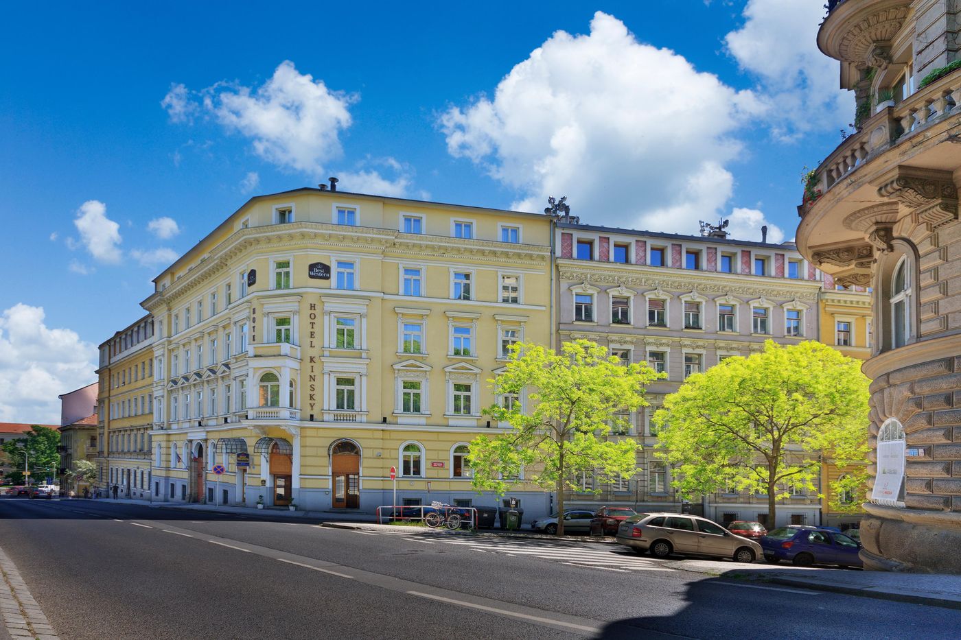 Hotel-Kinsky-Fountain-General-view-1