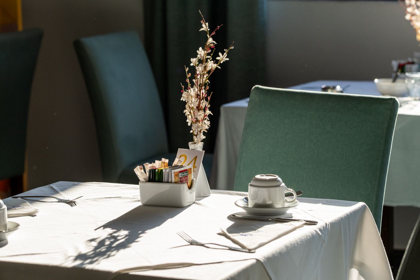 Hotel-Mediterranean-Beach-Restaurant-66