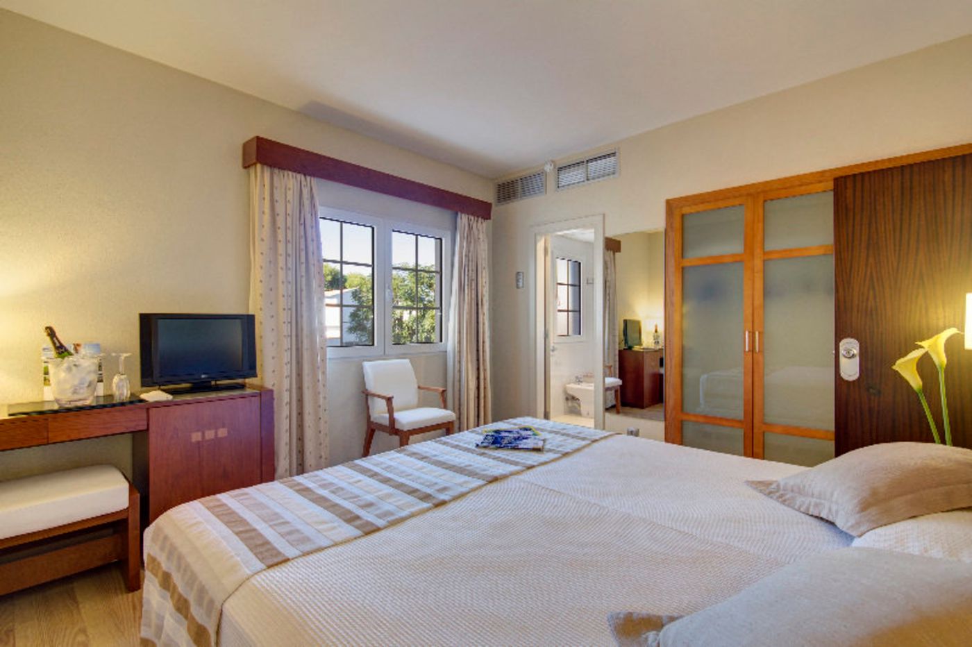 Menorca-Patricia-Room-16