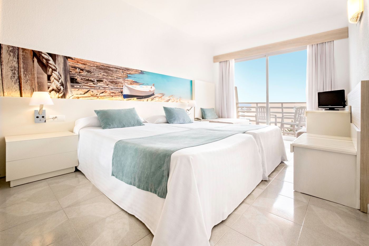 Azuline Hotel Bahamas & Bahamas II