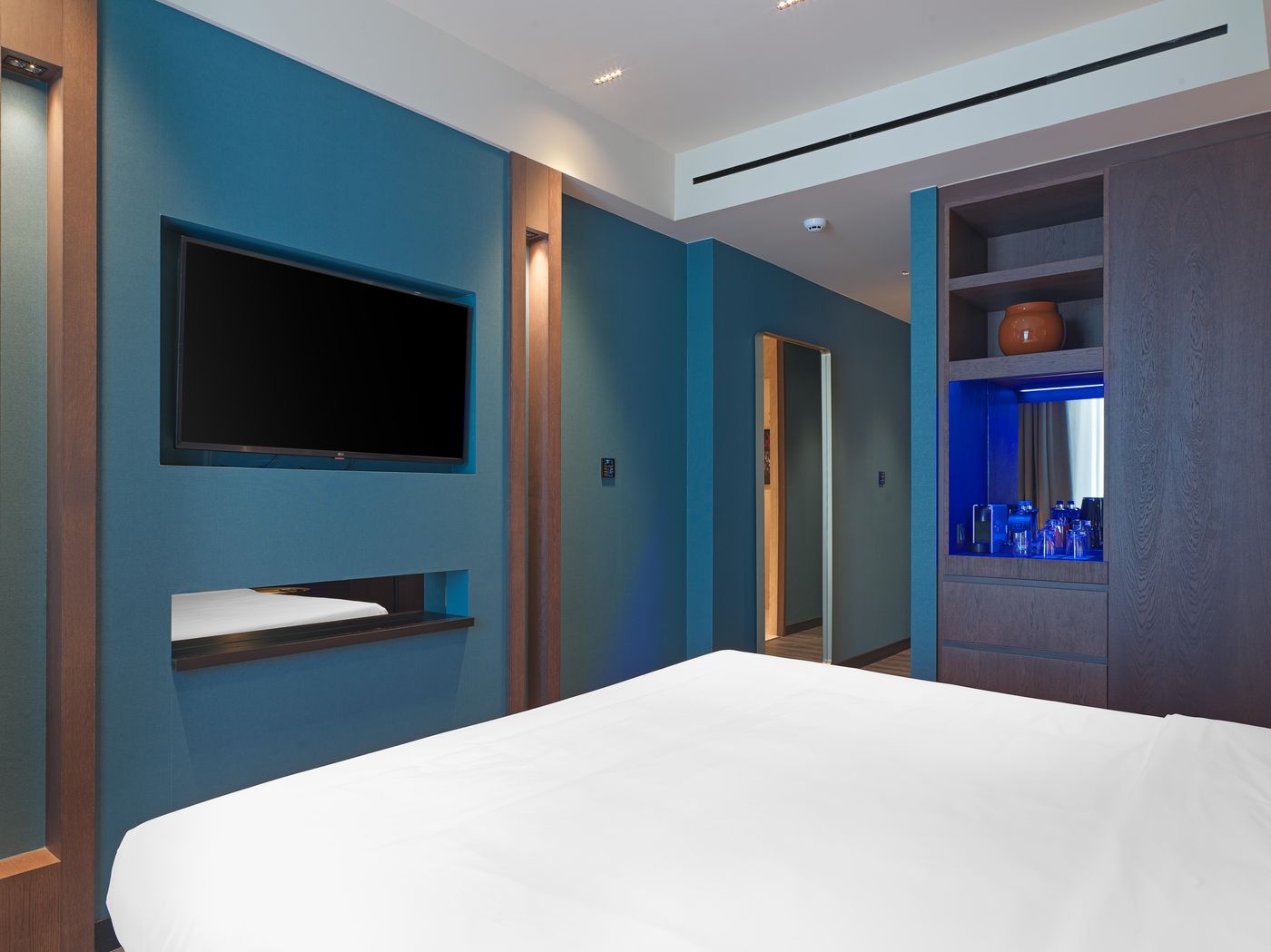 NYX-Esperia-Palace-Athens-by-Leonardo-Hotels-Room-62