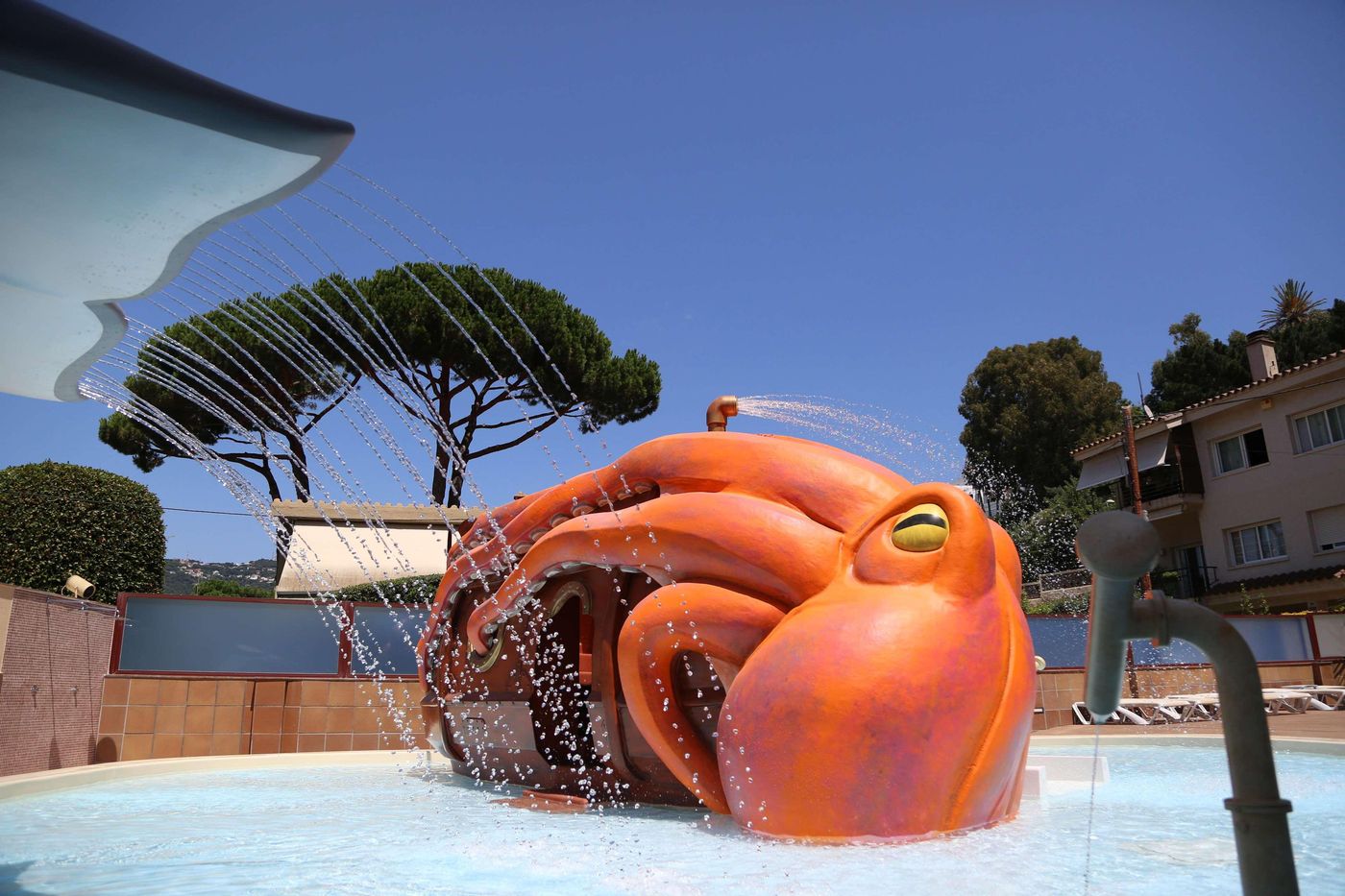 htop-Calella-Palace-Pool-5