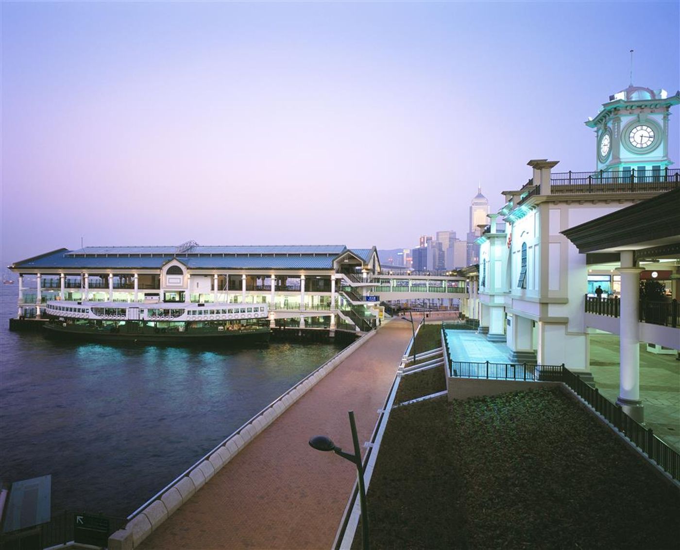 Le-Meridien-Hong-Kong--Cyberport-General-view-78