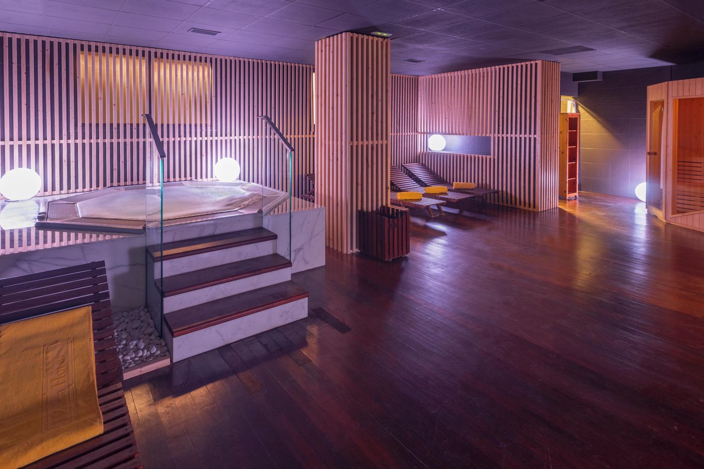 Monica-Hotel-Sports-and-Entertainment-26