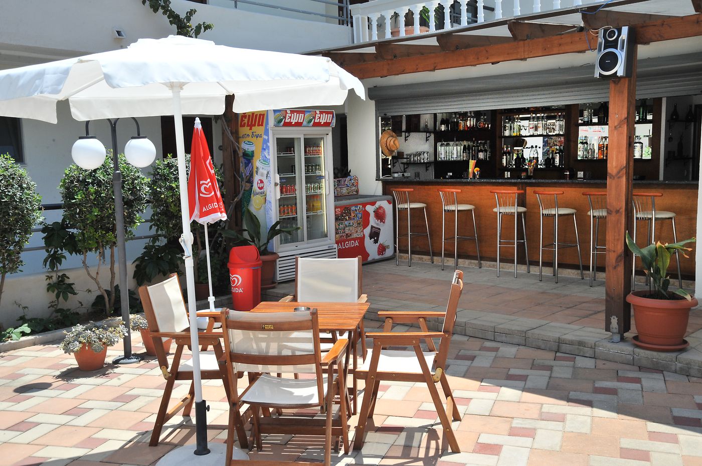 Santa-Marina-Hotel-Apartaments-Bar-22