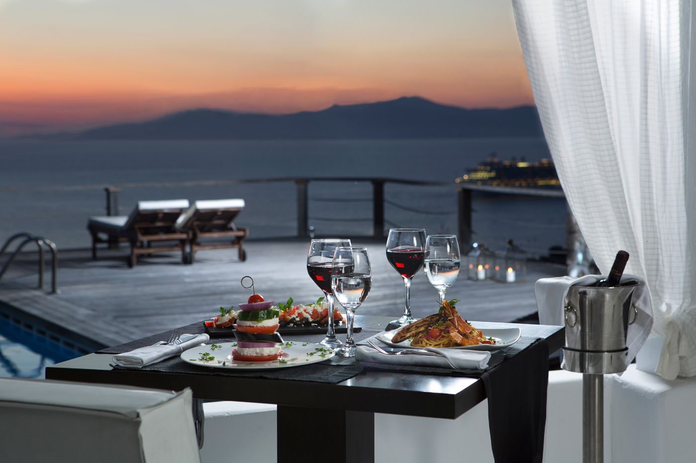 Tharroe-of-Mykonos-Restaurant-34