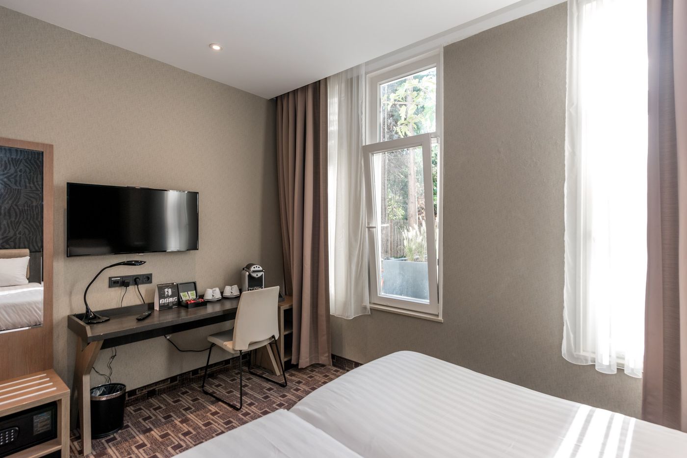 Xo-Hotel-Inner-Room-15