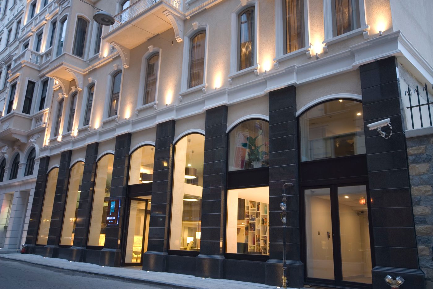 Occidental-Pera-Istanbul-General-view-7