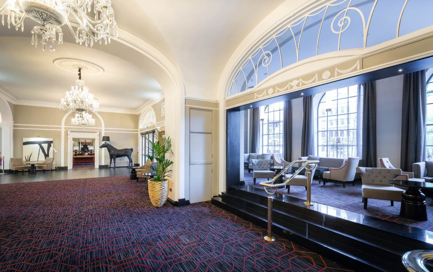 Riu-Plaza-The-Gresham-Dublin-Lobby-5