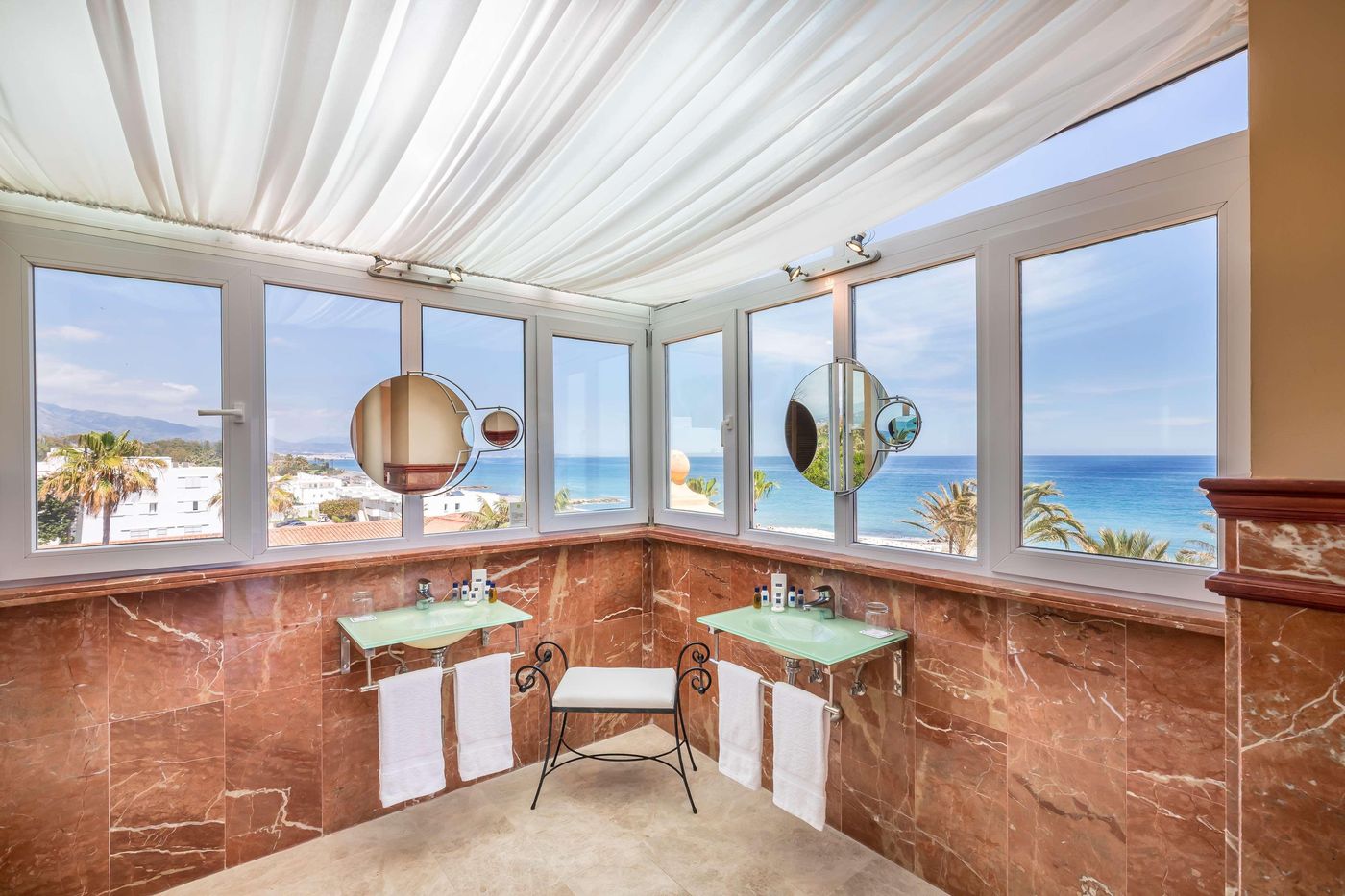 Hotel-Guadalmina-Spa---Golf-Resort-Room-38