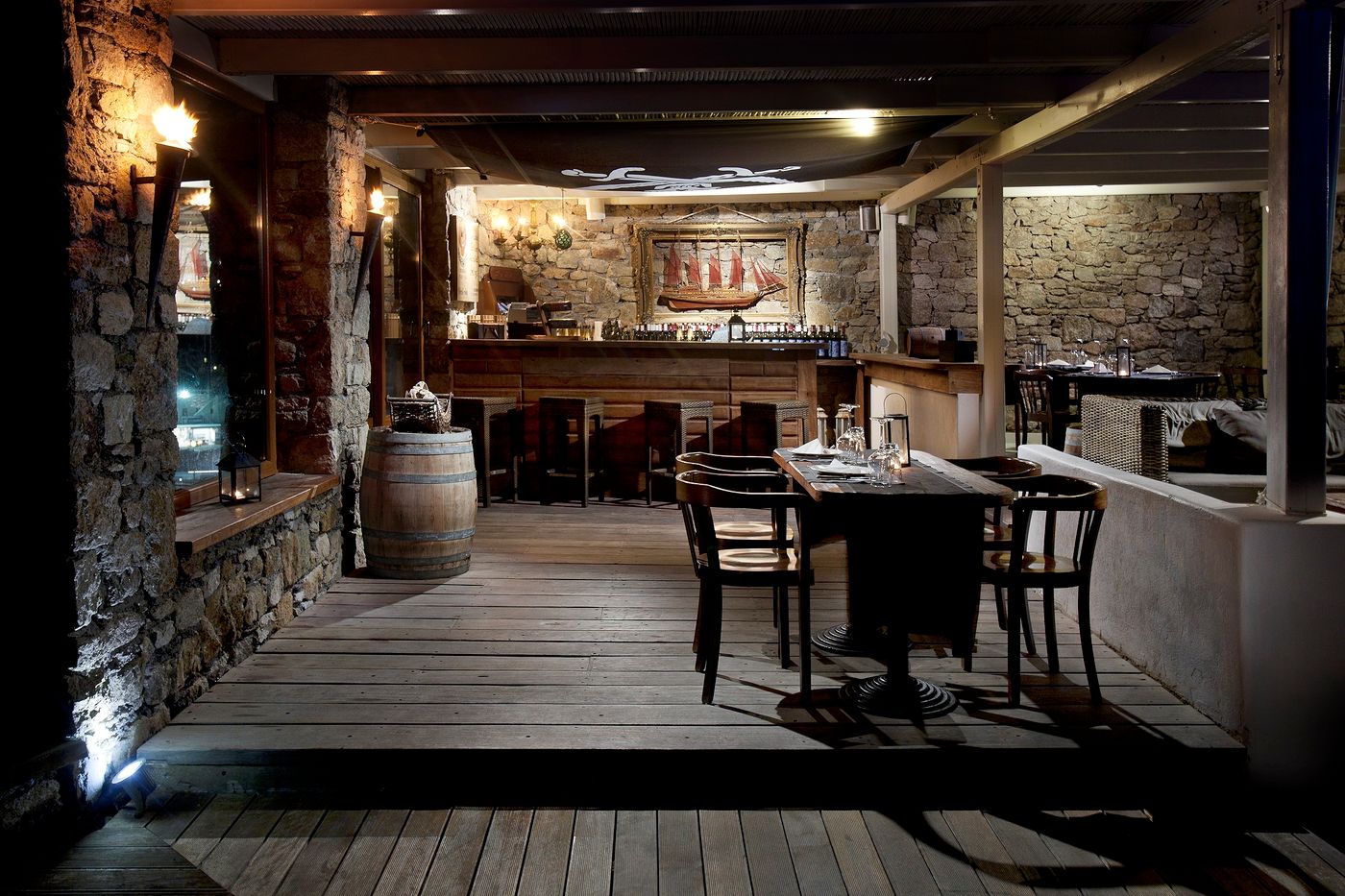 Tharroe-of-Mykonos-Bar-28