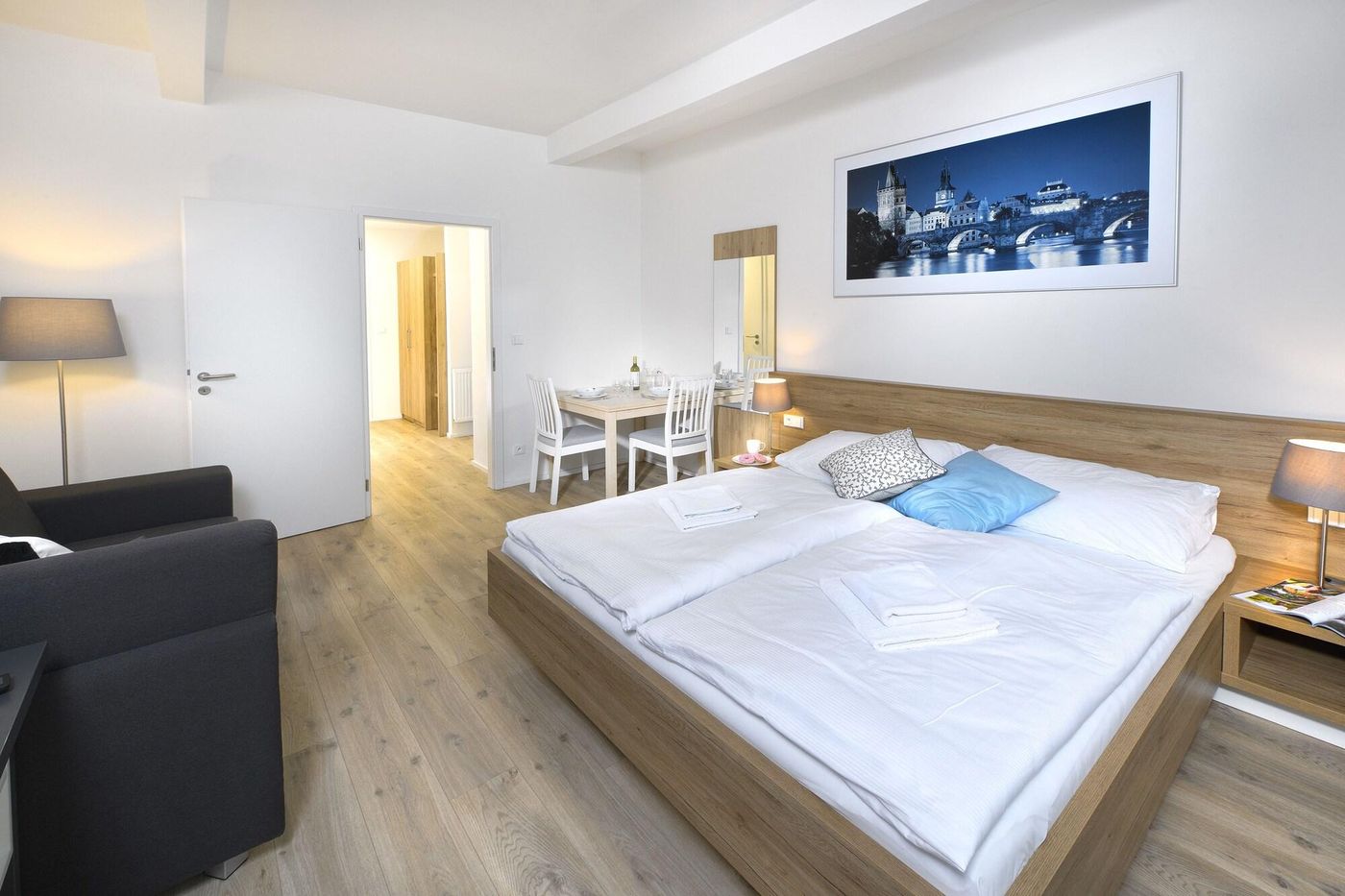 Downtown-Suites-Belohorska-Room-12